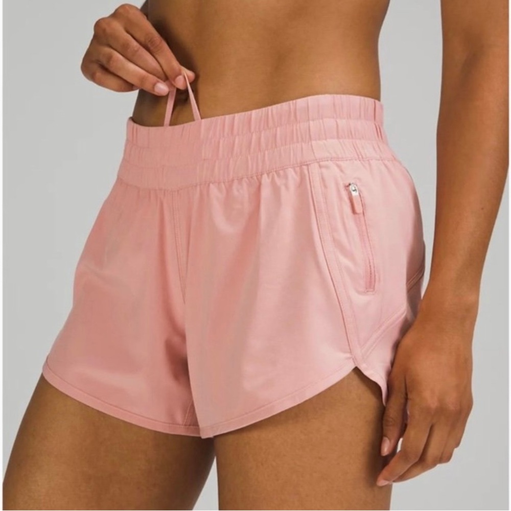 Lululemon tracker shorts